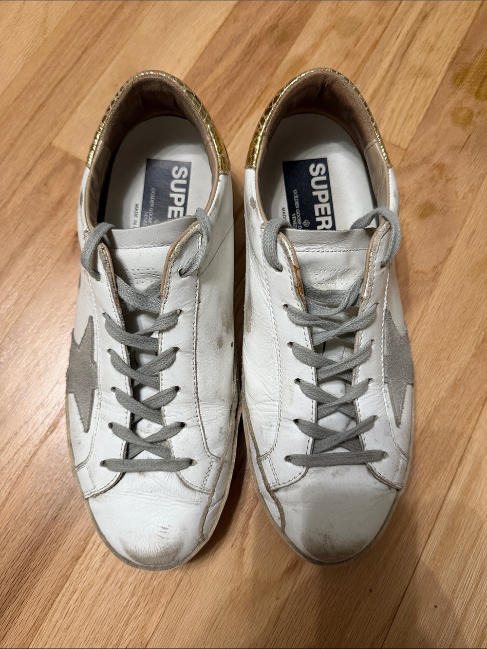 GOLDEN GOOSE Women’s Superstar Sneakers
